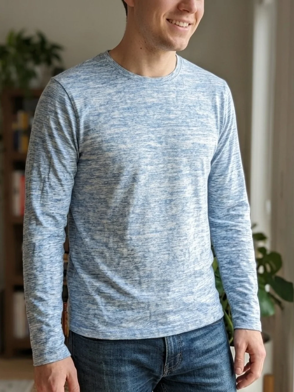 Banana Republic Cotton Heathered Light Blue Long Sleeve Crewneck